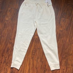 Old Navy High Waisted Dynamic Joggers